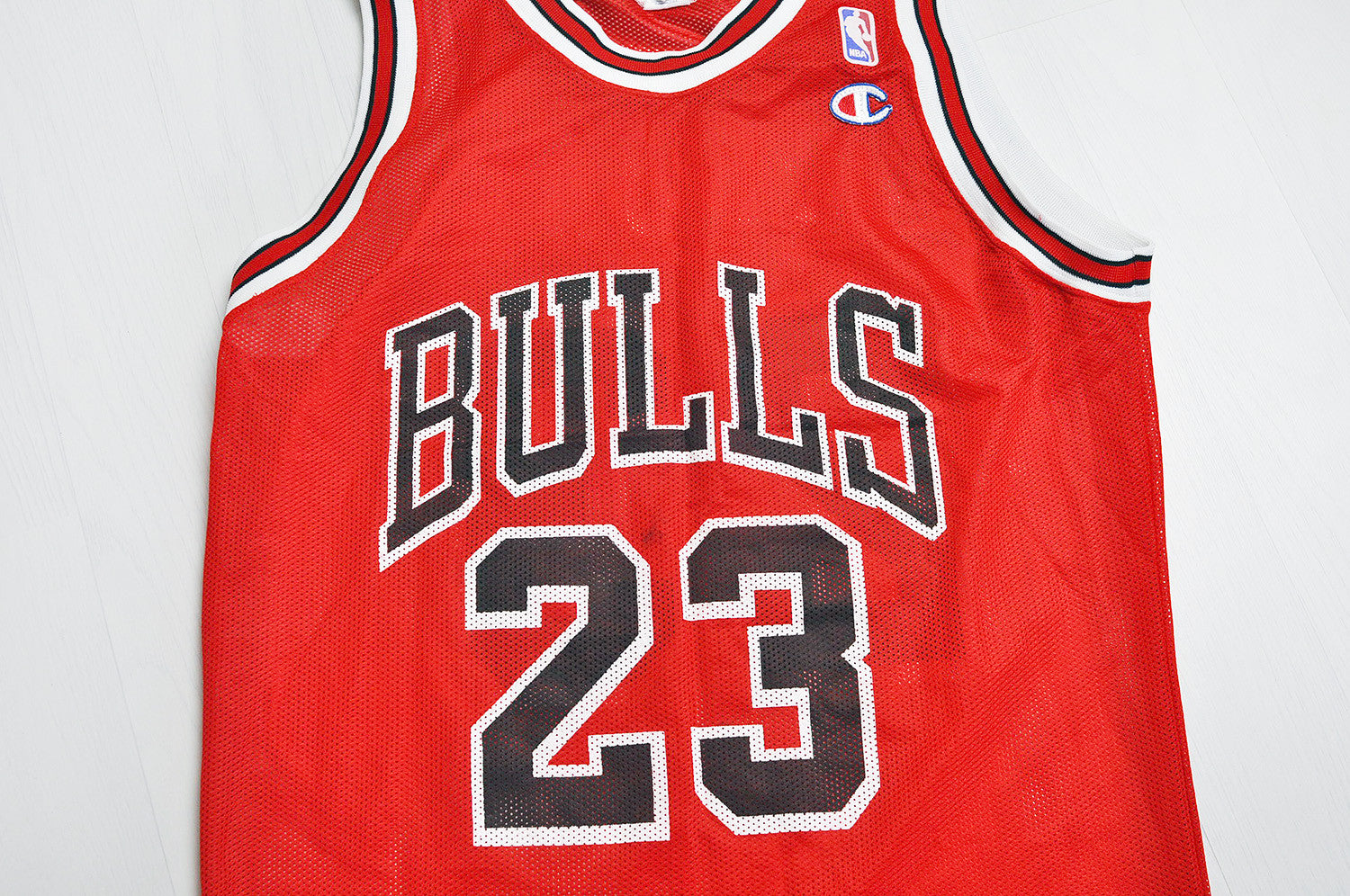Vintage Champion Original Chicago Bulls 'Michael Jordan 23' Red/White Jersey