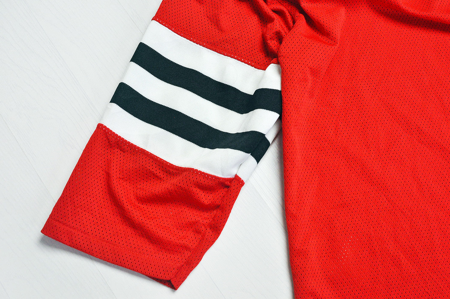 Vintage White & Black Stripped Sleeve Mesh Red Jersey Top