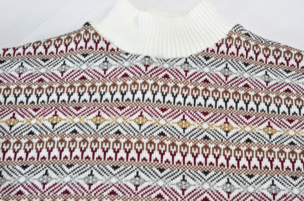 Vintage Cream Turtle Neck Knit Jumper/Sweater w/ Geometric Patterns