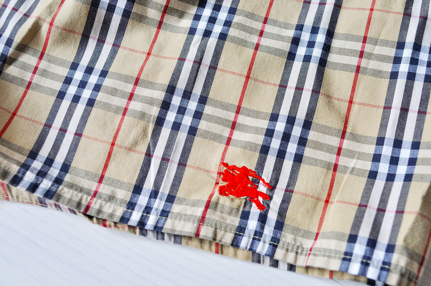 Vintage Burberry Classic Nova Check Shorts - Legs